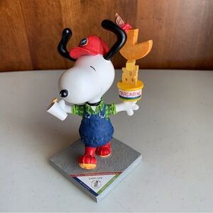 Westland Peanuts Dairy Dog Snoopy Figurine #8404 Peanuts on Parade
